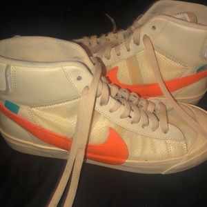 Off white Trail Blazers